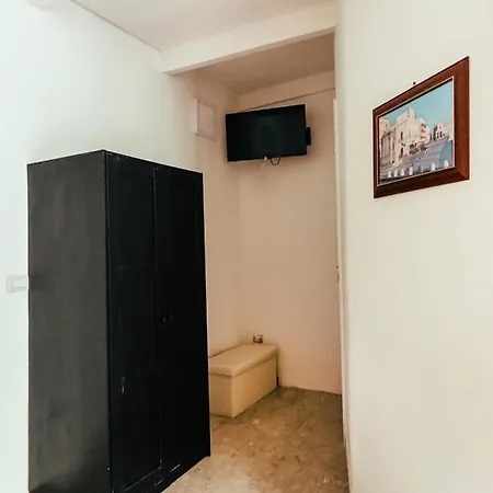 Apartment Garibaldi - Old Town - By Click Salento